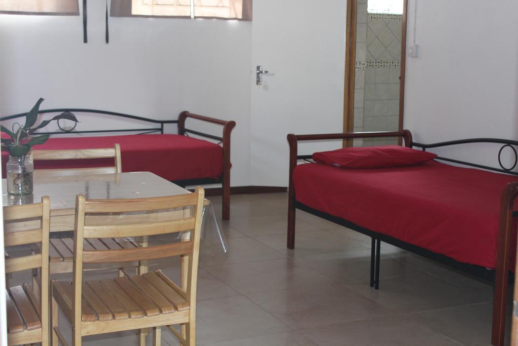 Whynot Mauritius Appartement Grand Gaube Buitenkant foto