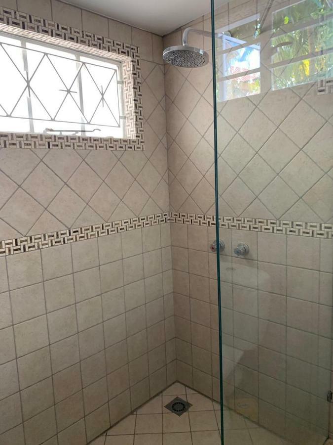 Whynot Mauritius Appartement Grand Gaube Buitenkant foto